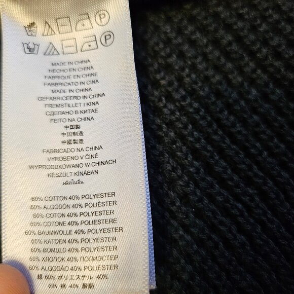 Michael Kors Women's Black V-Neck Knit Sweater Size: P/M - Picture 9 of 9